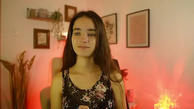 Gia Paige18 online show from September 10, 8:14 am