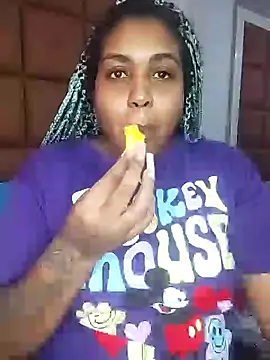 ELLA KELLY online show from January 31, 11:03 am