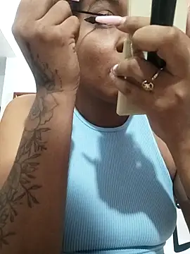 ELLA KELLY online show from November 4, 11:42 am