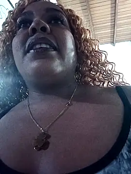 ELLA KELLY online show from March 24, 11:48 am