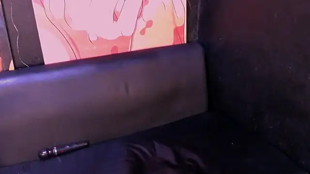 Snapshot of Ebonycutiex chatting on January 10, 9:34 am Ebonycutiex online show from January 10, 9:34 am