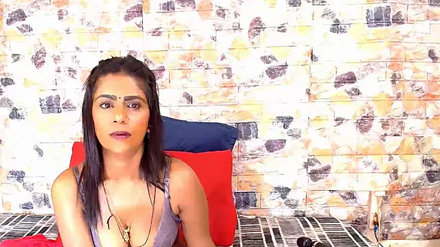 Snapshot of EroticSexyStripper chatting on March 12, 6:51 am EroticSexyStripper online show from March 12, 6:51 am