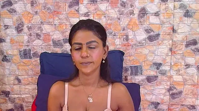 Snapshot of EroticSexyStripper chatting on October 9, 5:16 am EroticSexyStripper online show from October 9, 5:16 am