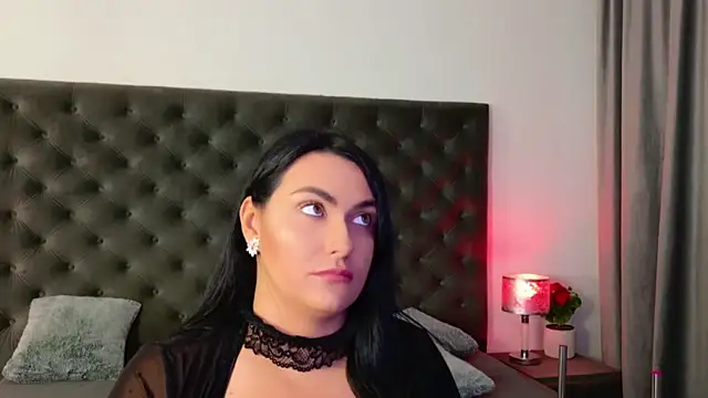 KrisNoir online show from October 12, 9:08 am