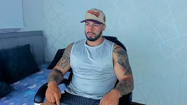 Cristian Walker online show from February 5, 11:44 am