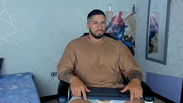 Cristian Walker online show from February 11, 3:08 pm