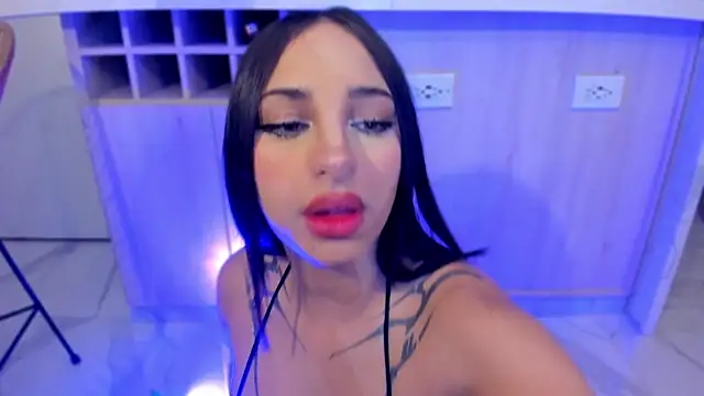 Snapshot of MelodyAdamss chatting on September 26, 12:03 am MelodyAdamss online show from September 26, 12:03 am