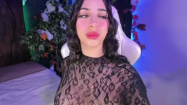 Snapshot of MelodyAdamss chatting on October 26, 2:56 pm MelodyAdamss online show from October 26, 2:56 pm