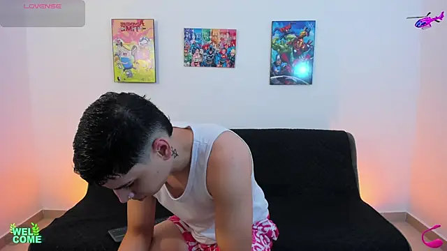 Snapshot of jonathanjoestar_ chatting on September 19, 9:59 pm jonathanjoestar  online show from September 19, 9:59 pm