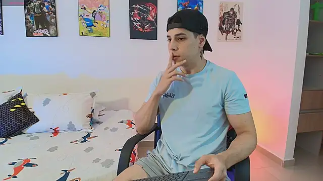 jonathanjoestar  online show from April 8, 8:53 pm