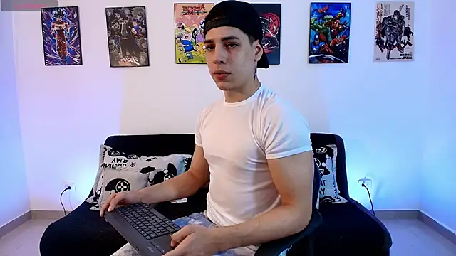 jonathanjoestar  online show from April 25, 1:08 am