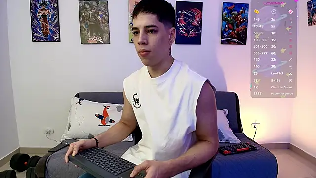Snapshot of jonathanjoestar_ chatting on May 12, 12:41 am jonathanjoestar online show from May 12, 12:41 am
