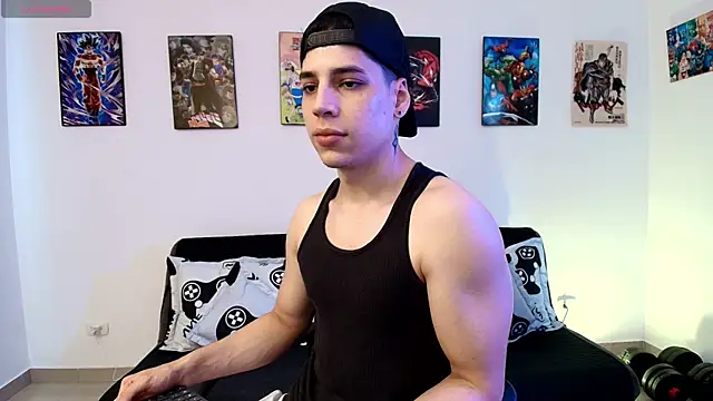 Snapshot of jonathanjoestar_ chatting on May 16, 9:24 pm jonathanjoestar online show from May 16, 9:24 pm