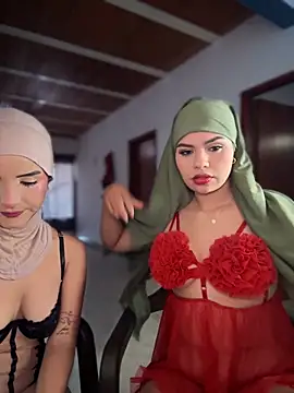 lalilamassu1 online show from November 16, 6:57 pm