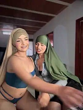 lalilamassu1 online show from February 11, 8:14 pm