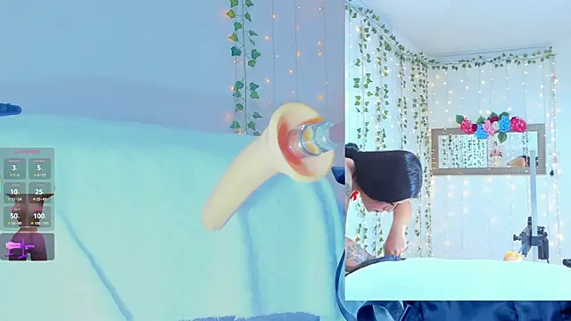 Tiffanny Love  online show from September 12, 9:31 am