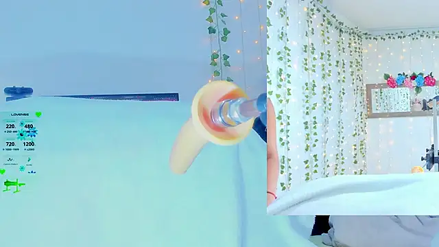 Tiffanny Love  online show from October 11, 9:08 am