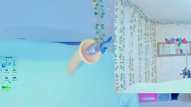 Tiffanny Love  online show from October 18, 9:21 am