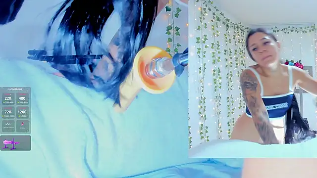 Tiffanny Love  online show from October 23, 7:51 am