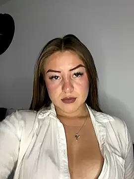 Snapshot of cheryl_cc chatting on September 13, 10:20 pm cheryl cc online show from September 13, 10:20 pm