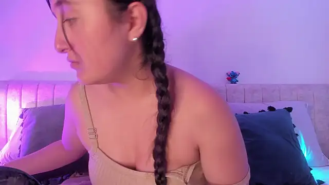 Kathia Morelli online show from February 14, 11:53 am