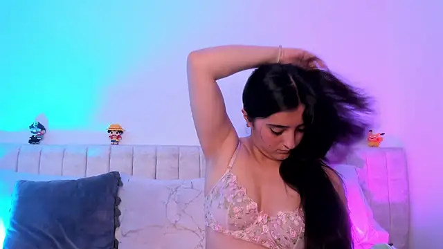 Kathia Morelli online show from March 5, 3:07 pm