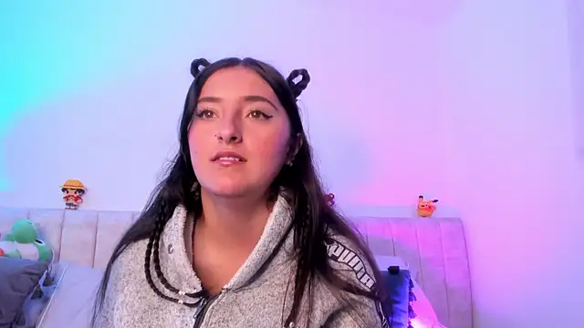 Kathia Morelli online show from March 7, 3:07 pm