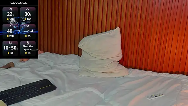 Snapshot of james_lincoln chatting on December 13, 6:49 pm james lincoln online show from December 13, 6:49 pm