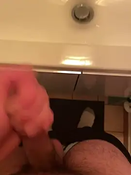 Snapshot of dimitriei chatting on December 23, 10:44 pm dimitriei online show from December 23, 10:44 pm