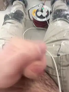 Snapshot of dimitriei chatting on January 28, 12:32 pm dimitriei online show from January 28, 12:32 pm