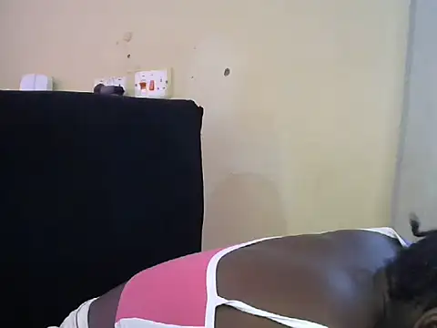 Snapshot of Smasher2010 chatting on October 15, 12:05 pm Smasher2010 online show from October 15, 12:05 pm