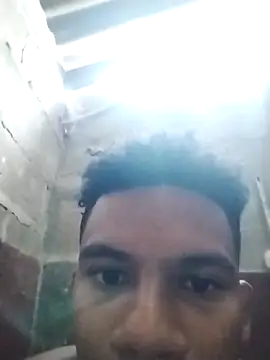 Snapshot of Gutierrez6383 chatting on March 20, 10:07 pm Gutierrez6383 online show from March 20, 10:07 pm