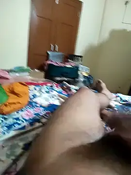 vini1754 online show from December 3, 8:39 pm