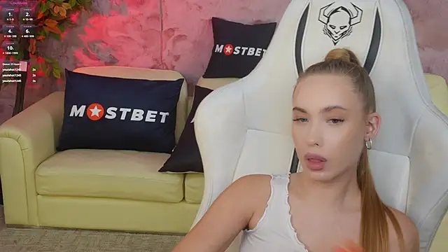 Linda054 online show from December 12, 11:58 pm