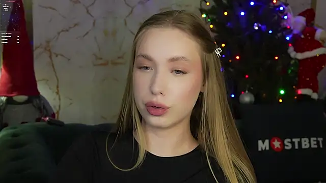 Linda054 online show from January 12, 6:59 pm