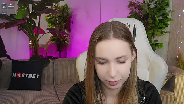 Linda054 online show from January 13, 4:08 pm