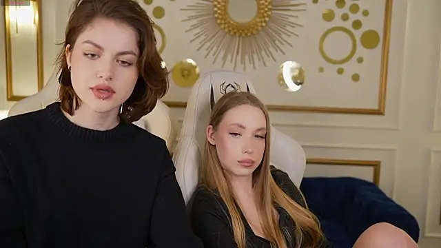 Linda054 online show from January 28, 6:49 pm