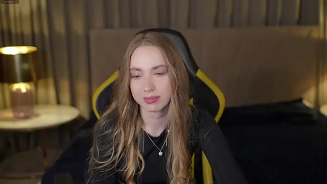 Linda054 online show from February 14, 3:36 pm