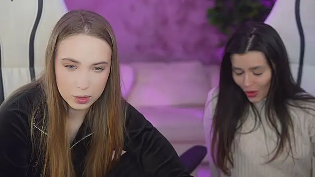 Linda054 online show from February 16, 12:30 am