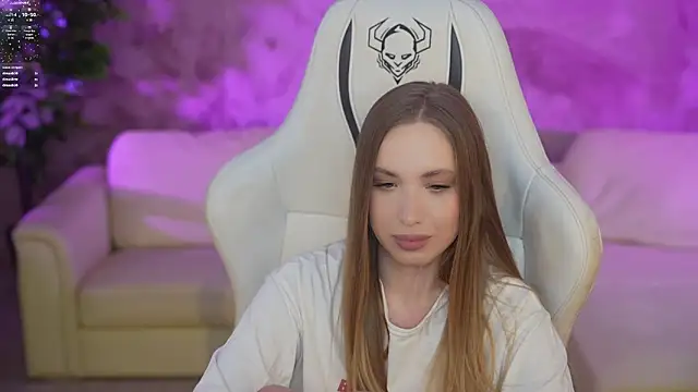 Linda054 online show from February 18, 4:04 am