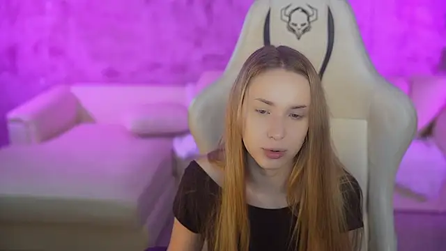 Linda054 online show from October 7, 12:19 am