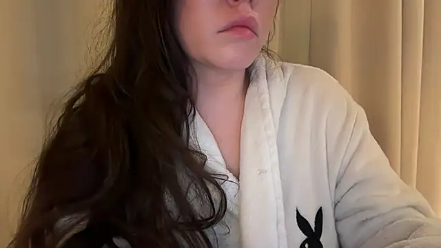 Snapshot of Sandysecret chatting on April 29, 8:48 pm Sandysecret online show from April 29, 8:48 pm