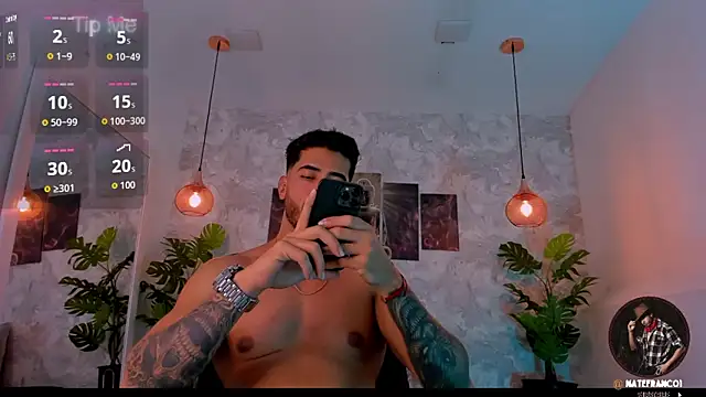 Snapshot of Nate_franco chatting on November 4, 6:45 am Nate franco online show from November 4, 6:45 am