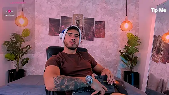 Snapshot of Nate_franco chatting on December 4, 3:16 am Nate franco online show from December 4, 3:16 am