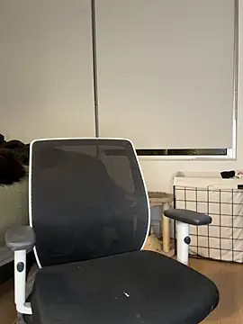 Snapshot of nerdynina chatting on February 2, 1:12 am nerdynina online show from February 2, 1:12 am