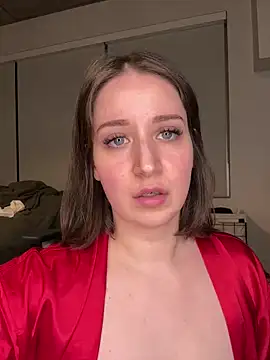 Snapshot of nerdynina chatting on February 9, 2:49 am nerdynina online show from February 9, 2:49 am