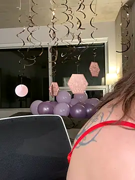 Snapshot of nerdynina chatting on November 2, 10:56 pm nerdynina online show from November 2, 10:56 pm