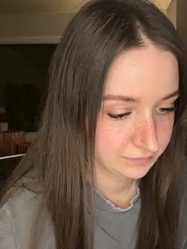 nerdynina online show from April 26, 12:19 am