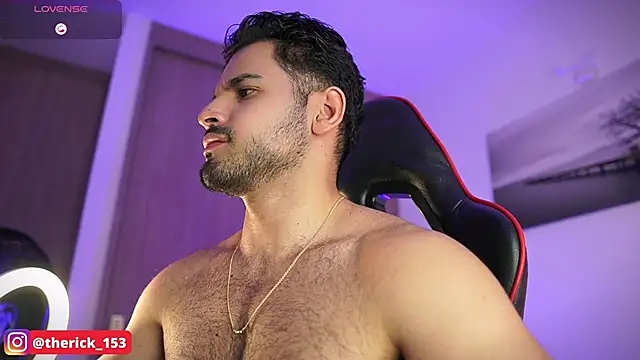 Rick  Smith153 online show from December 12, 7:08 am