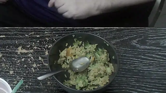 Snapshot of Dominant_BEAR chatting on February 11, 4:17 am Dominant BEAR online show from February 11, 4:17 am